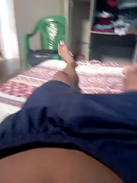 Snapshot of Lui5670 chatting on 12.16.25 Lui5670 online show from 12.16.25