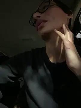 myloveforyouu online show from 11.09.25