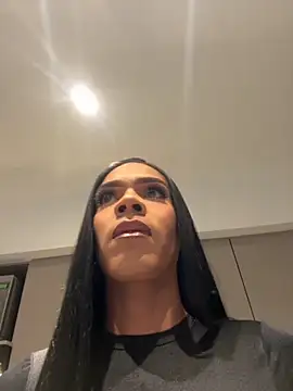 Snapshot of ANGELL06 chatting on 11.01.25 ANGELL06 online show from 11.01.25