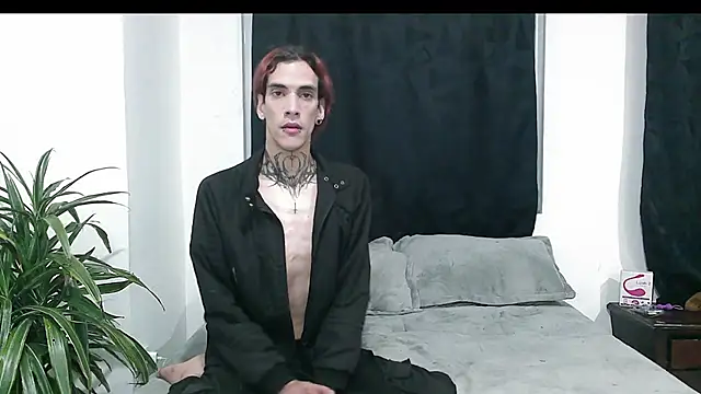 Snapshot of Dan_Yagami chatting on 01.01.25 Dan Yagami online show from 01.01.25