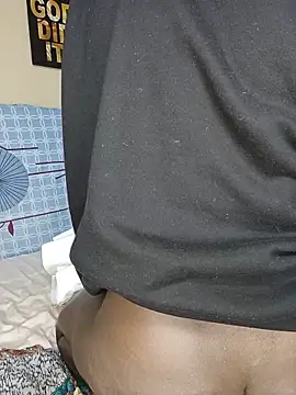 SquirtQueen16 online show from 06.17.26
