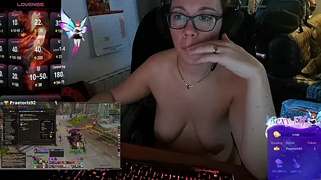 Snapshot of lili-hot-77 chatting on 01.08.25 lili-hot-77 online show from 01.08.25