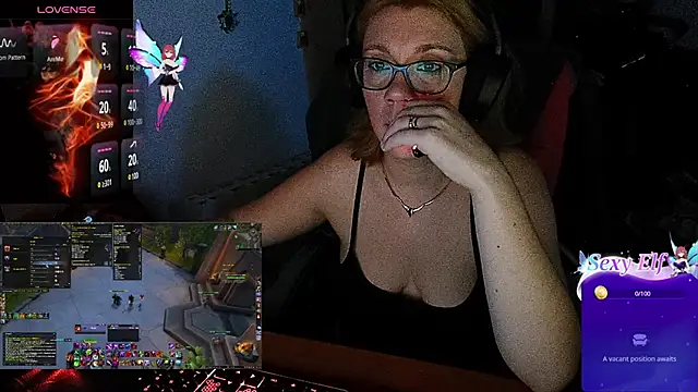 Snapshot of lili-hot-77 chatting on 01.31.25 lili-hot-77 online show from 01.31.25