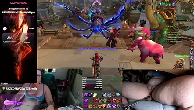 Snapshot of lili-hot-77 chatting on 09.17.25 lili-hot-77 online show from 09.17.25