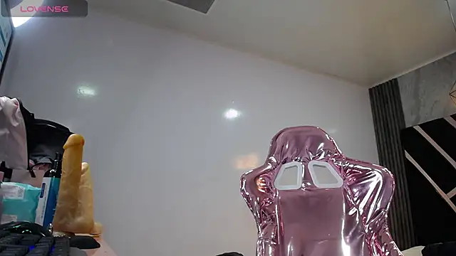 lizzyluk ch online show from 01.31.25