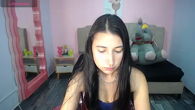 lizzyluk ch online show from 02.18.25