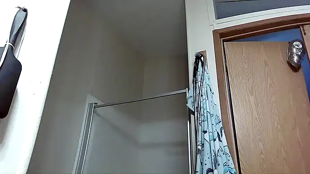 Snapshot of dickparty69@xh chatting on 09.08.25 dickparty69xh online show from 09.08.25