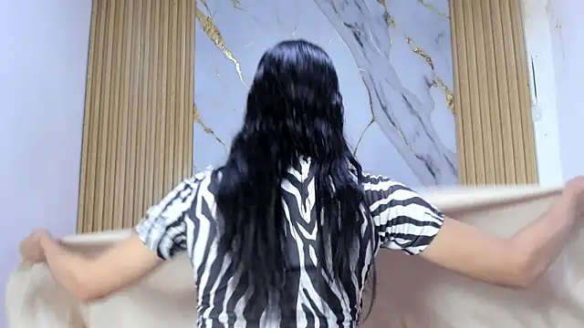 Snapshot of Luluu_08 chatting on 06.15.26 Luluu 08 online show from 06.15.26