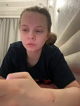 wrenlie online show from 02.17.26