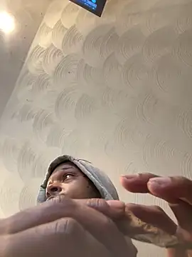 Snapshot of rayyymack chatting on 02.04.25 rayyymack online show from 02.04.25