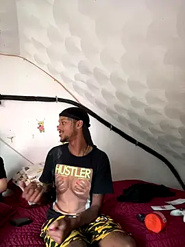 Snapshot of rayyymack chatting on 10.07.25 rayyymack online show from 10.07.25