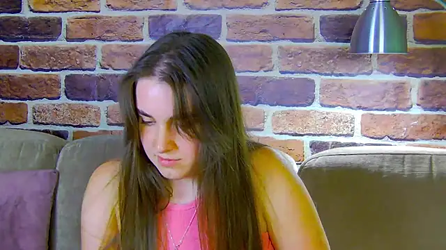 Snapshot of Sofia_Hugs chatting on 06.06.26 Sofia Hugs online show from 06.06.26
