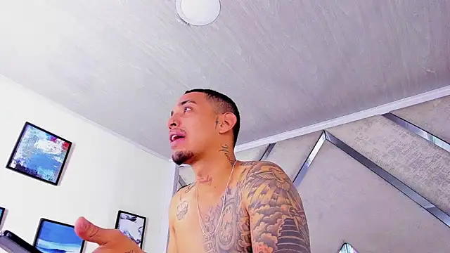 Damian09  online show from 12.15.25