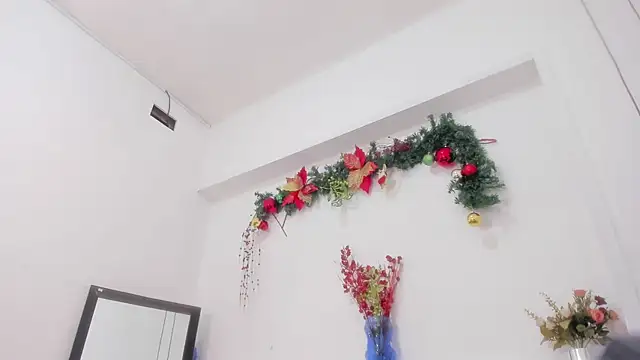 penelope handaos online show from 12.18.24