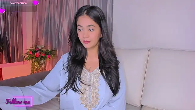 azzahara069 online show from 02.12.25