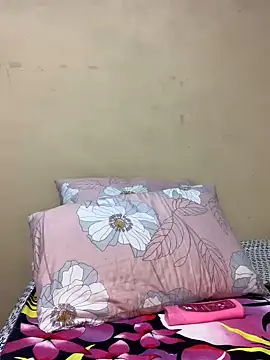 Snapshot of HornyxLadie chatting on 03.02.25 HornyxLadie online show from 03.02.25