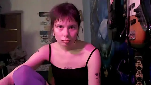 Snapshot of Vienaxtexasxparis chatting on 11.28.25 Vienaxtexasxparis online show from 11.28.25