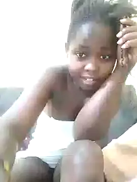 Snapshot of Sweetcecie01 chatting on 03.22.25 Sweetcecie01 online show from 03.22.25
