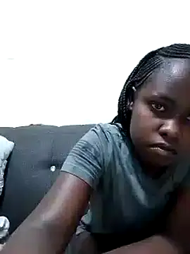 Snapshot of Sweetcecie01 chatting on 09.30.25 Sweetcecie01 online show from 09.30.25