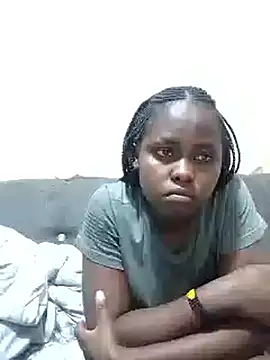 Snapshot of Sweetcecie01 chatting on 10.07.25 Sweetcecie01 online show from 10.07.25