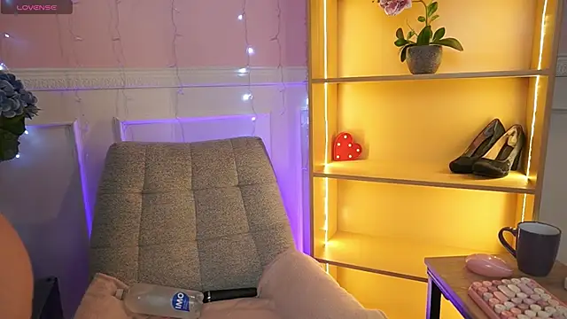 Anybuny online show from 12.04.25