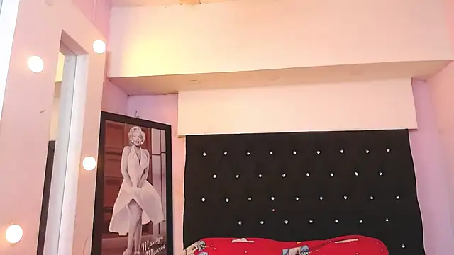 kittybonxx online show from 11.27.25