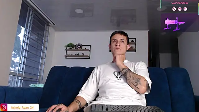 ashely ryan24 online show from 03.17.26