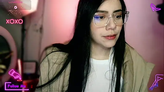 LauGrayJ online show from 11.09.25