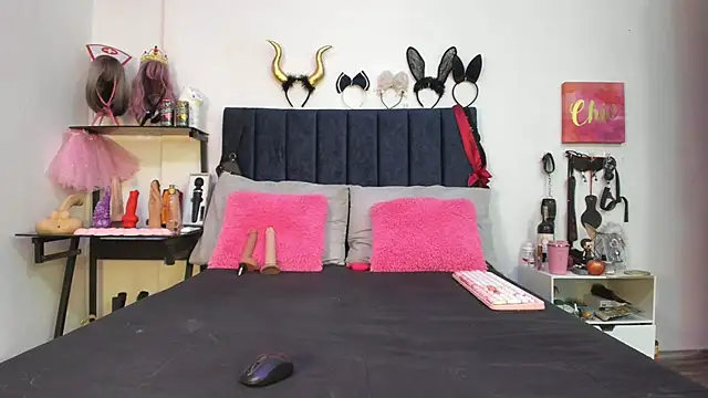 emmily giraldo online show from 02.17.26