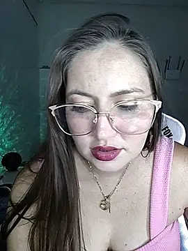 Snapshot of dani123unica chatting on 10.11.25 dani123unica online show from 10.11.25