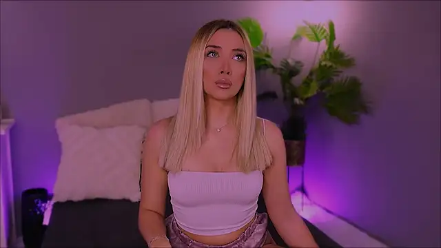 Jessielle online show from 11.26.25