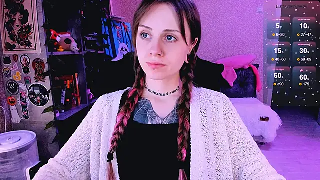 NaniMoore online show from 03.09.25