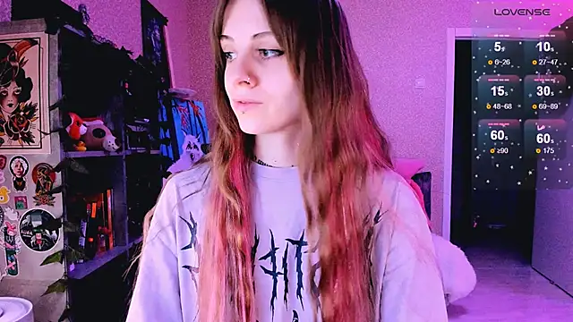 NaniMoore online show from 03.14.25