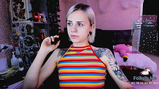 NaniMoore online show from 11.16.25