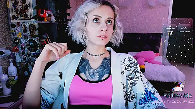 NaniMoore online show from 11.27.25