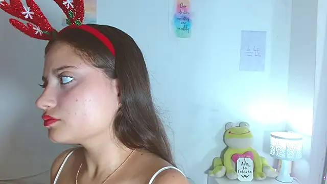 Snapshot of auroraa_sexy chatting on 12.23.24 auroraa sexy online show from 12.23.24