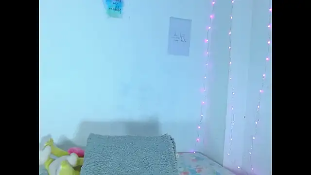 Snapshot of auroraa_sexy chatting on 02.04.25 auroraa sexy online show from 02.04.25