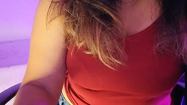 Snapshot of Asian_FemQeen chatting on 12.23.25 Asian FemQeen online show from 12.23.25