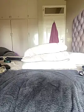 Indianbutter11 online show from 02.19.25