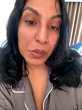 Indianbutter11 online show from 09.27.25