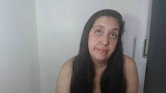 Snapshot of lulitasexy chatting on 01.05.25 lulitasexy online show from 01.05.25