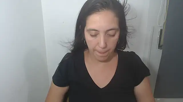 Snapshot of lulitasexy chatting on 02.09.25 lulitasexy online show from 02.09.25