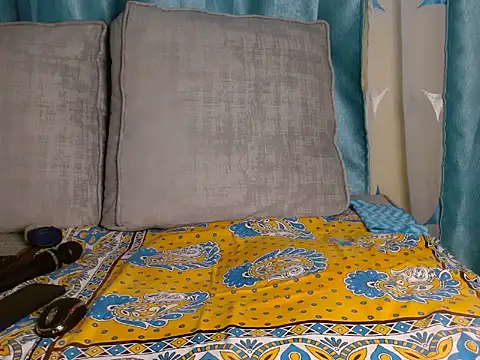 lavishh linds online show from 01.10.26