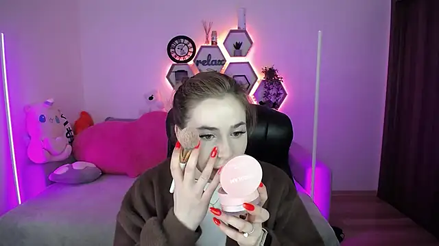SabrinViolet online show from 04.29.26