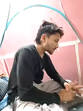 Snapshot of Indiandaddy11 chatting on 12.12.24 Indiandaddy11 online show from 12.12.24