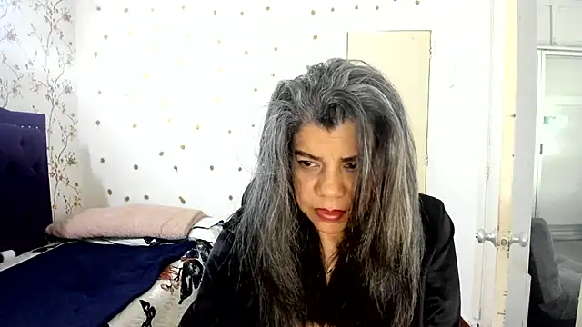 vikyadams online show from 07.06.26