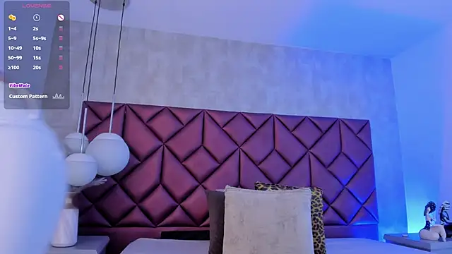 Snapshot of Arya-02 chatting on 02.28.25 Arya-02 online show from 02.28.25