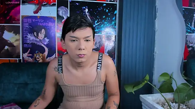 yossi peach cute online show from 06.04.26