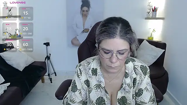 Snapshot of zehra_sanem chatting on 07.01.26 zehra sanem online show from 07.01.26