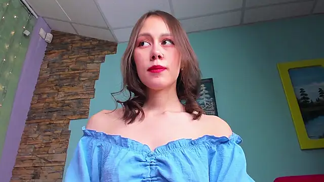 Snapshot of SofiaSolar chatting on 01.30.25 SofiaSolar online show from 01.30.25